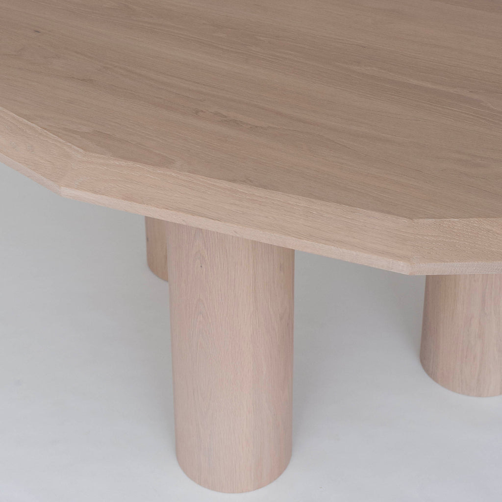 Barkly Table