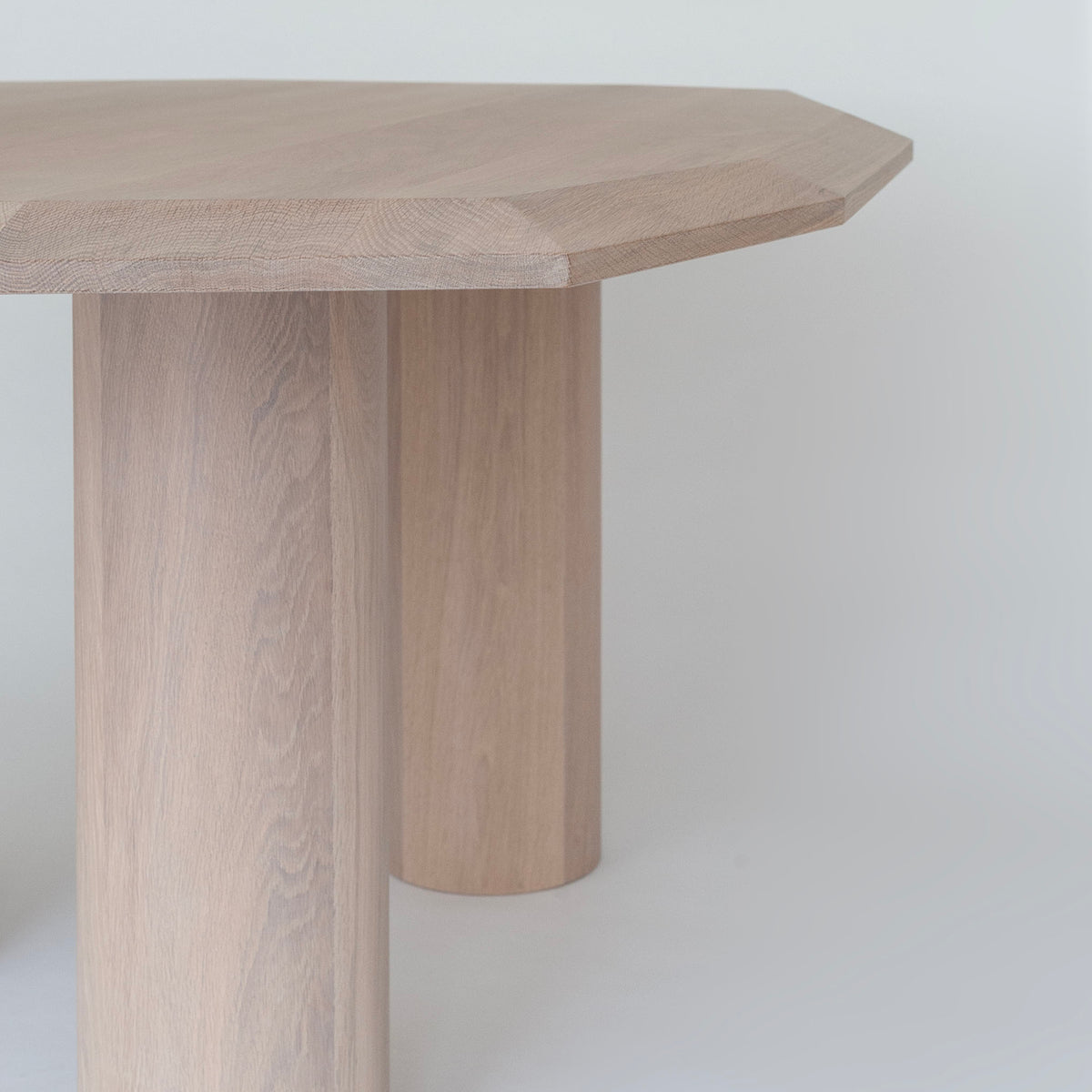 Barkly Table